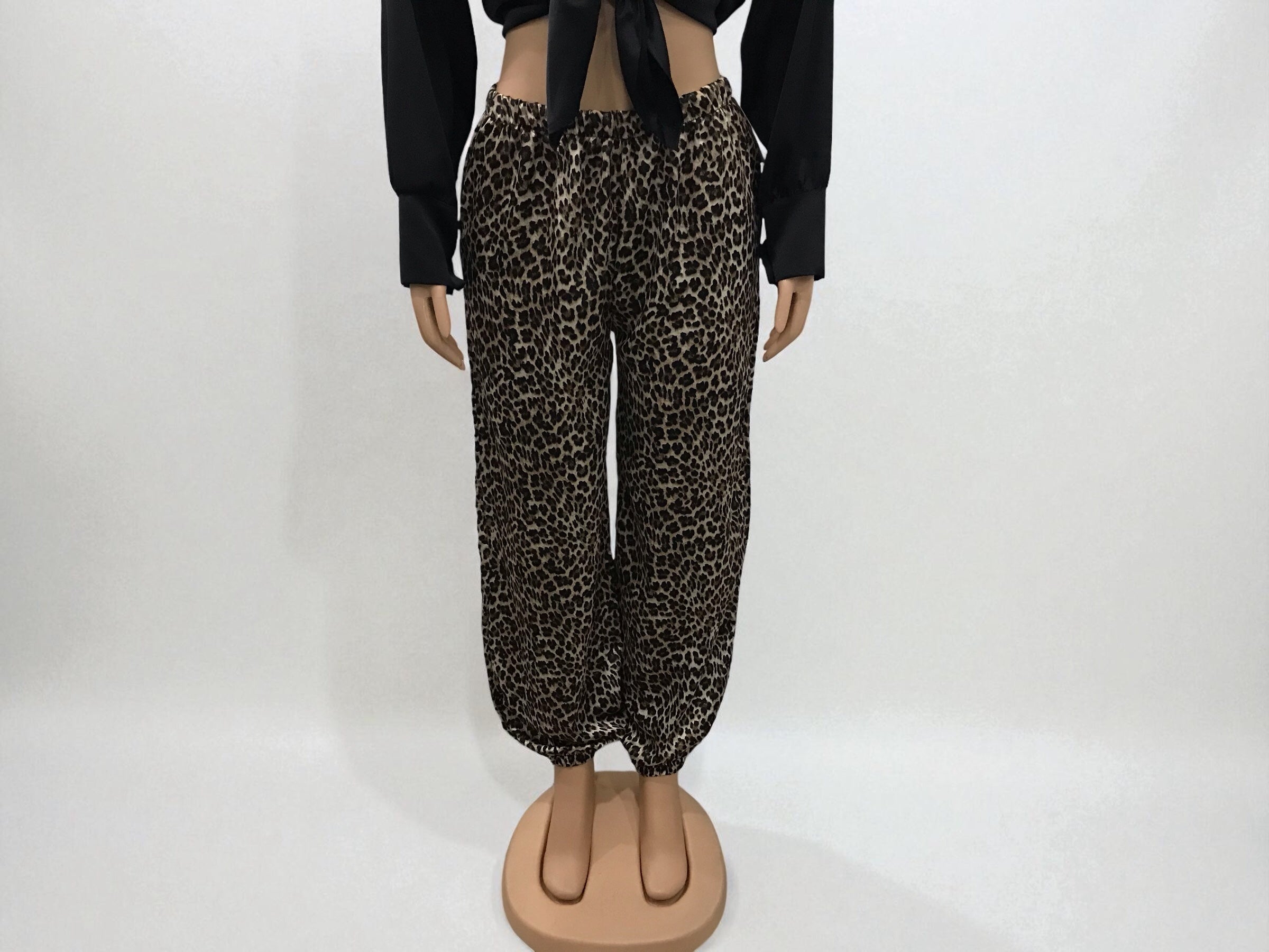 Pantalón de leopardo